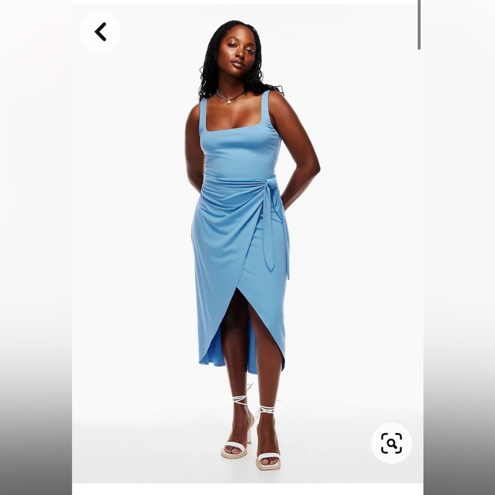 Aritzia New Saturn Midi Dress in Blue - size medium